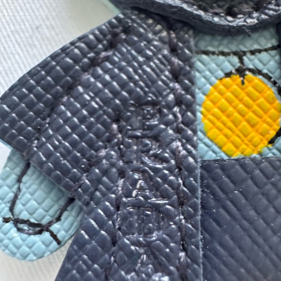 Prada limited edition key chain bear from a fragrance event - Picture 2 of 3